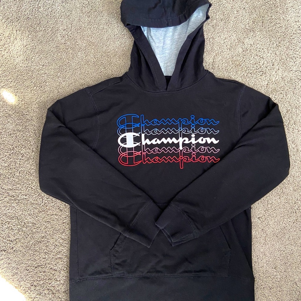 Champion Hoodie💙❤️